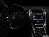  Centered wide dash shot photo